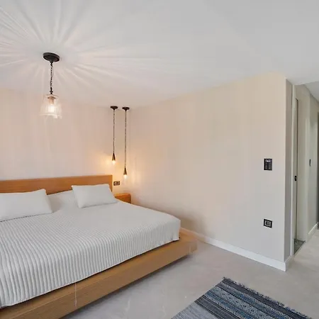 Isolated, Luxurious Stay, Olivinn Yali Mansion * Bodrum