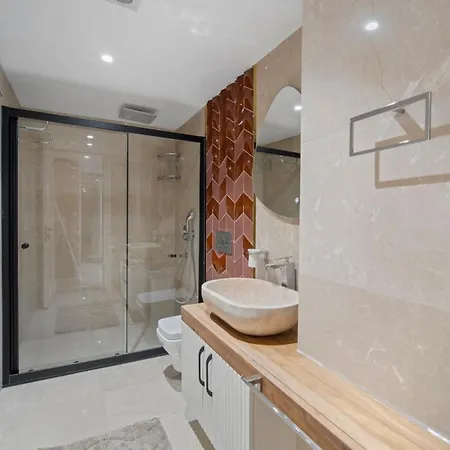 Villa Isolated, Luxurious Stay, Olivinn Yali Mansion