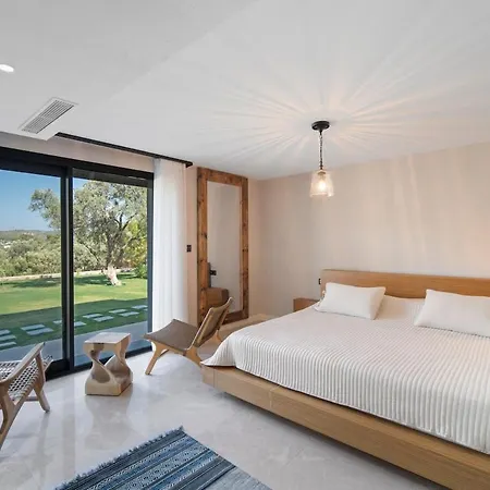 Isolated, Luxurious Stay, Olivinn Yali Mansion Villa Bodrum