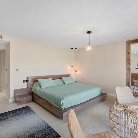 Isolated, Luxurious Stay, Olivinn Yali Mansion * Bodrum