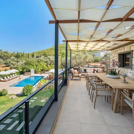 Isolated, Luxurious Stay, Olivinn Yali Mansion Villa *