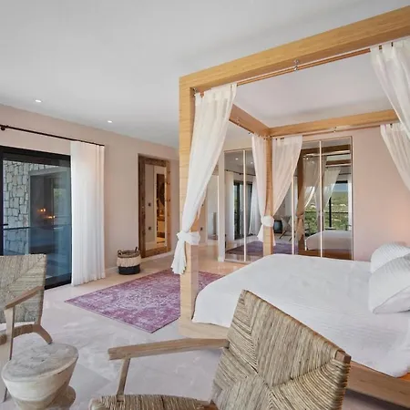 Isolated, Luxurious Stay, Olivinn Yali Mansion Vila Bodrum